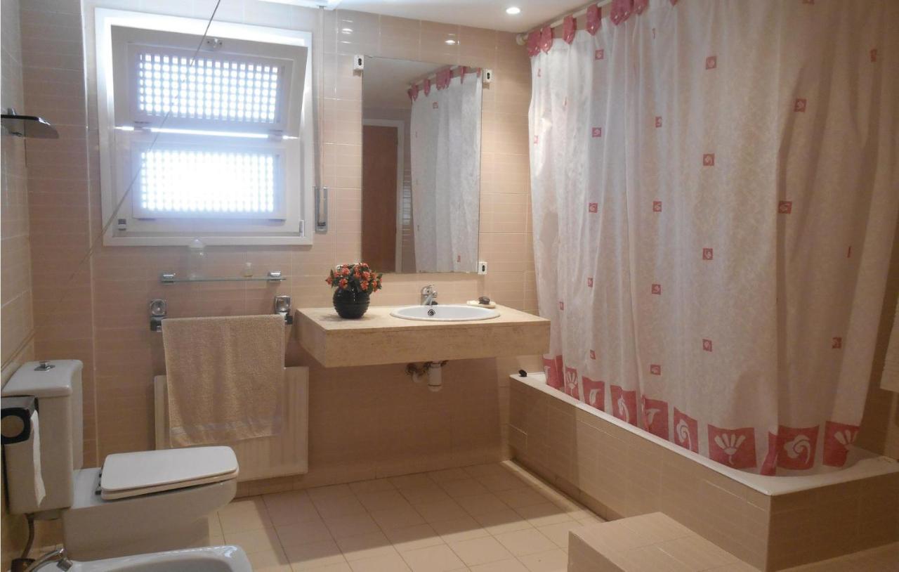 3 Bedroom Gorgeous Apartment In Tossa De Mar Buitenkant foto