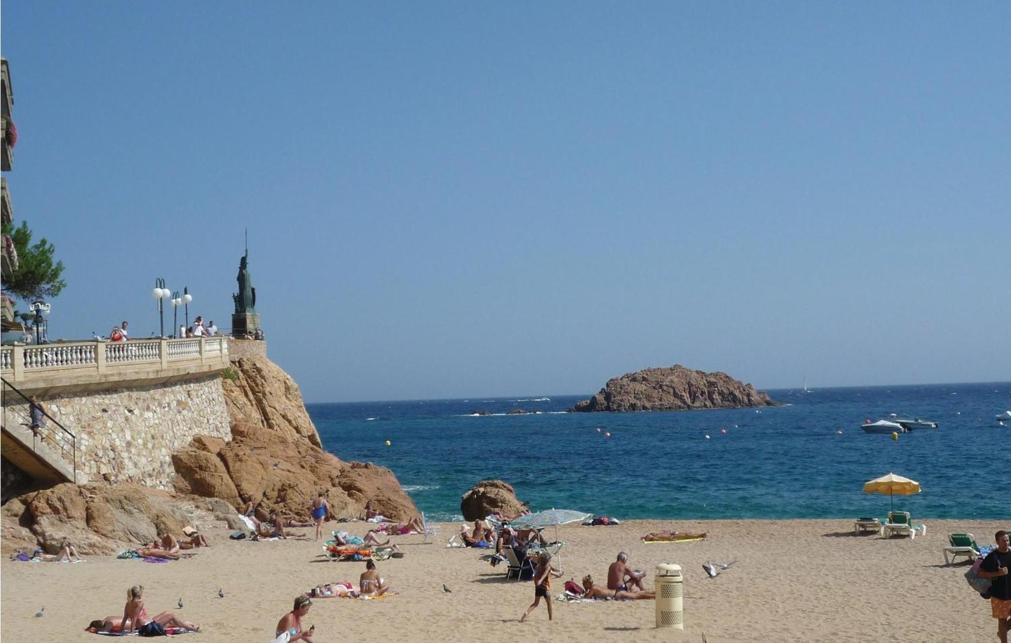 3 Bedroom Gorgeous Apartment In Tossa De Mar Buitenkant foto